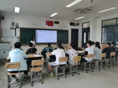 江苏省泰州中学国际部暑期夏令营2.jpg