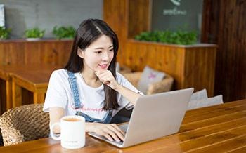 C++为主授课
