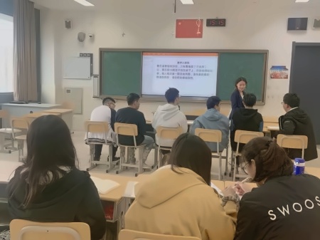 江苏省泰州中学国际部高一年级趣味数学萌芽游戏.jpg