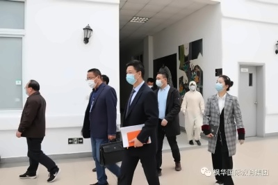 枫华师生全体核酸错峰复学.jpg