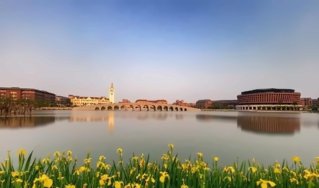 浙江大学