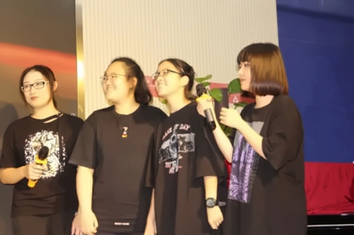 中育贝拉国际高中