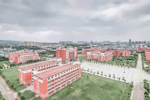 陕西国际商贸学院创新学院航空空乘专业招生简章