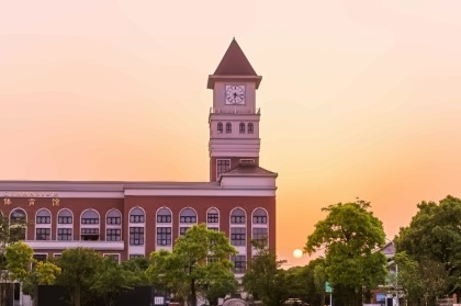 上海枫叶国际学校.jpg