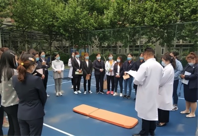 句容碧桂园学校心肺复苏培训2.jpg