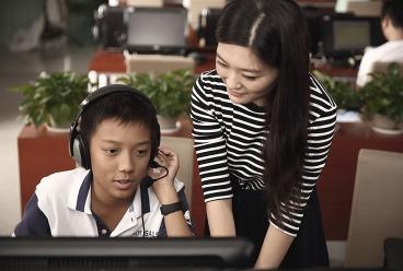 陪伴式服务，这里是孩子和家长共同的学校