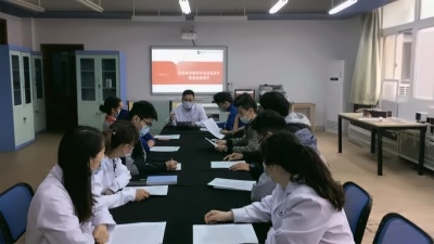 句容碧桂园学校心肺复苏培训.jpg