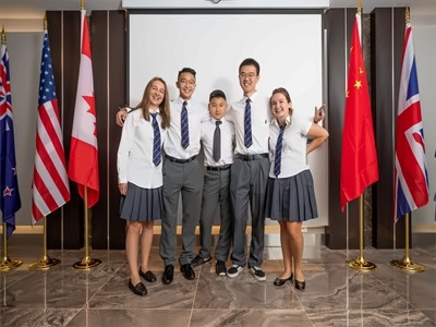 学校周边