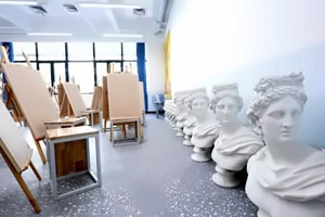 北京丽泽国际学校美术室