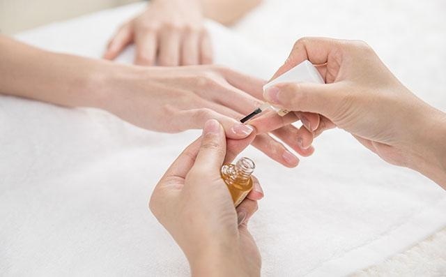 美甲笔使用方法