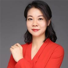 杨 迎