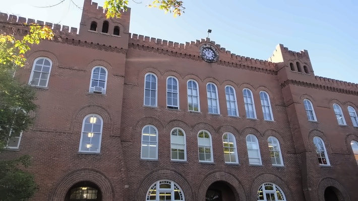 学校官方图片