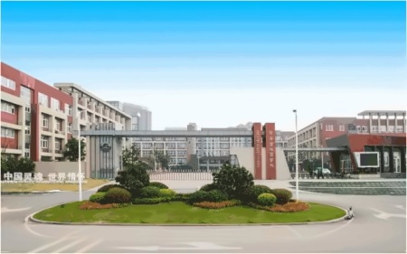 句容碧桂园学校.jpg