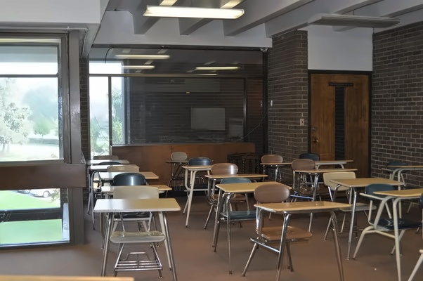 学校官方图片
