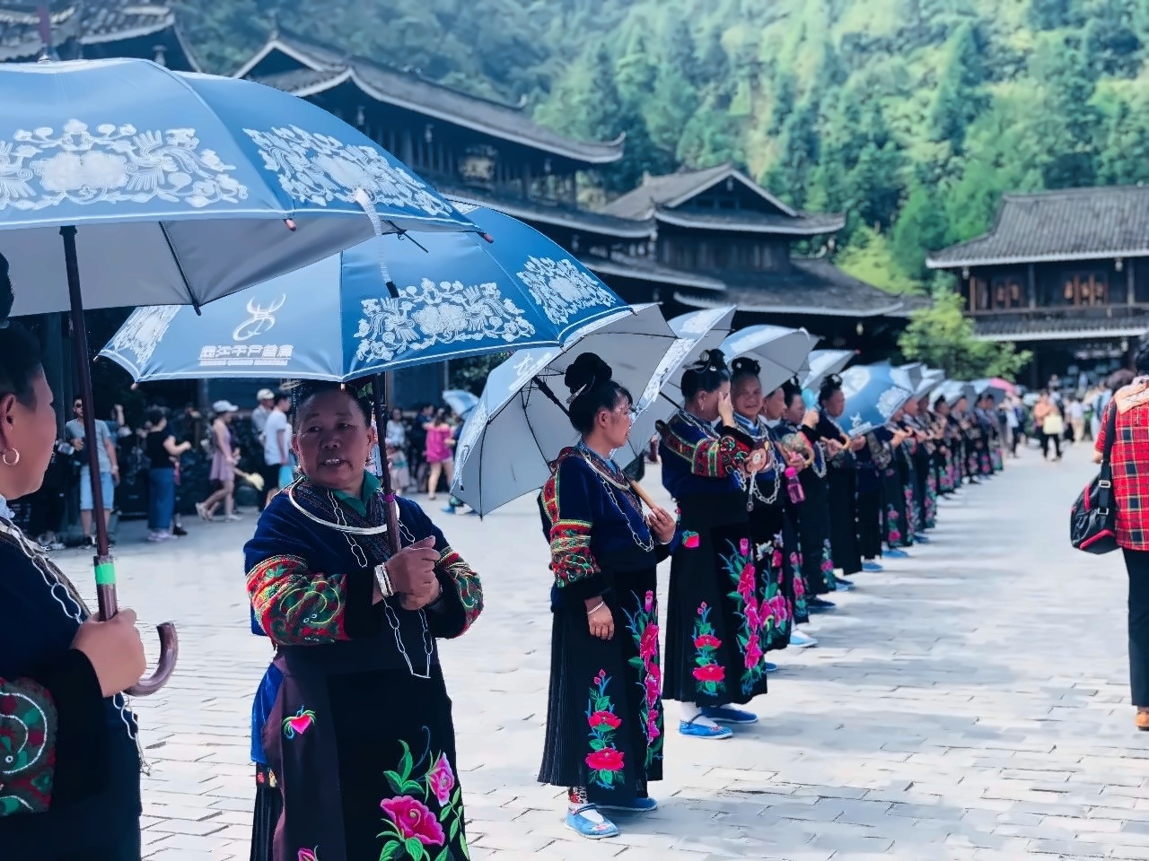 千户苗寨.jpg
