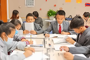 广州市源雅学校初中课堂