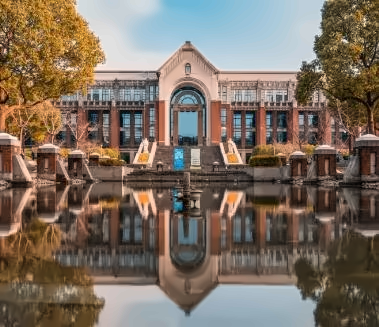 华东政法大学美加本科综合类专业留学计划