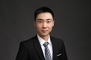 经济商务老师—Lawrence