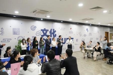 苏州海归学校第三届家校社区委员会换届选举.jpg