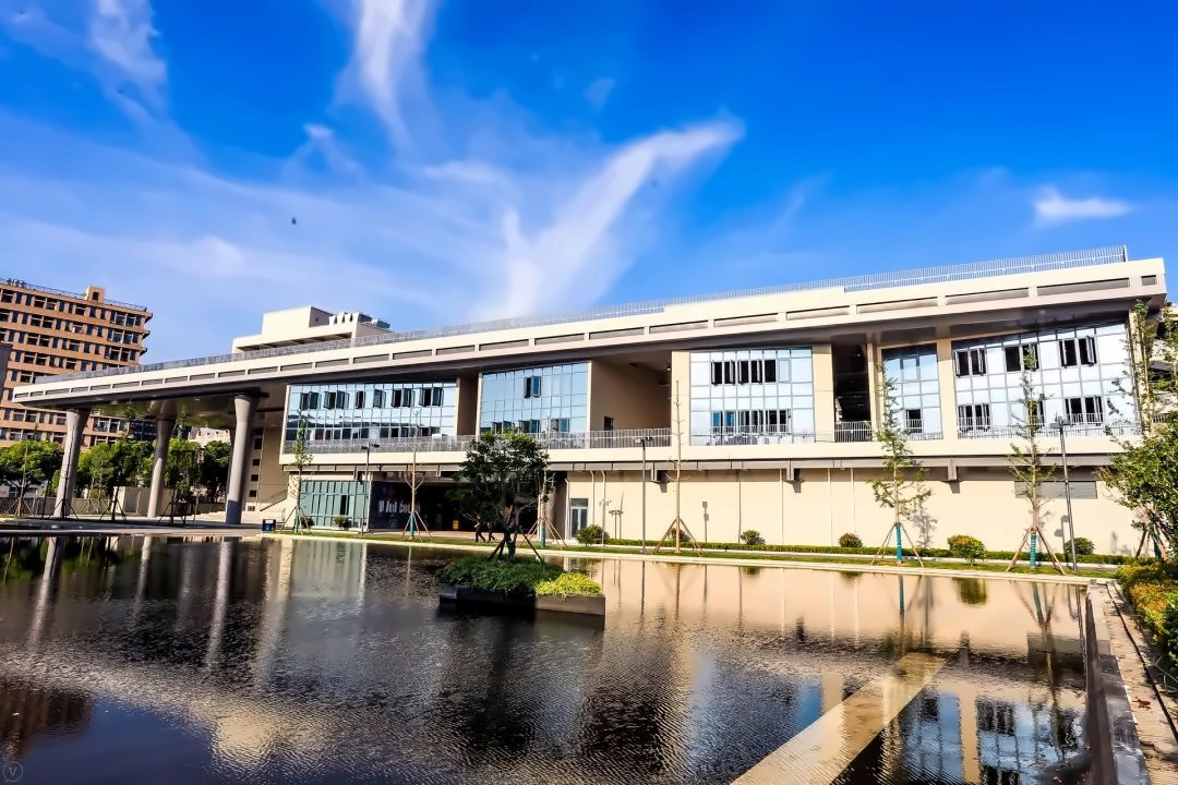 上海赫德双语学校.jpg