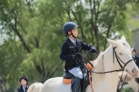 中加楓華國際學校馬術課程