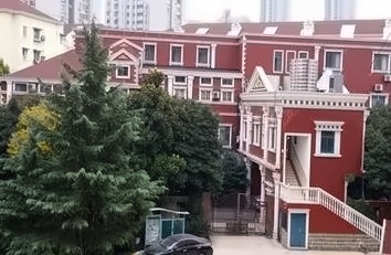 上海燎原双语学校宿舍楼.jpg