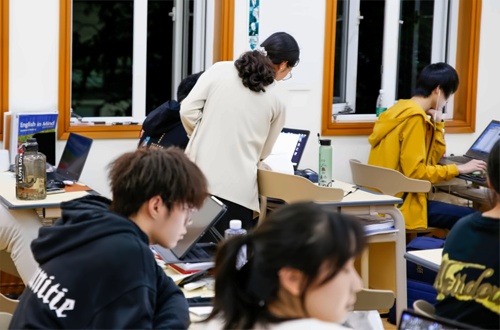 美华学校课堂