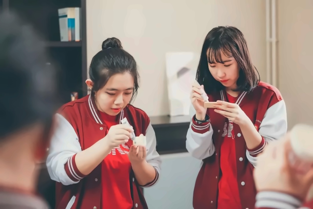 北京王府外国语学校