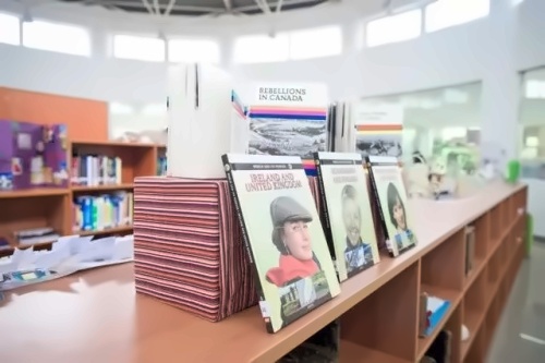 楓華圖書館.jpg