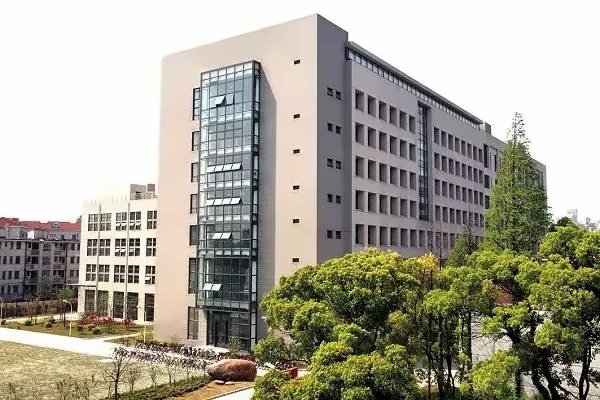 上海财经大学