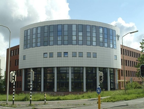 德里斯特基督教学院