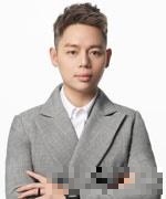 罗Sri