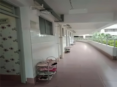 深圳东方英文书院宿舍内景