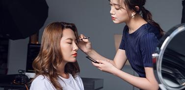 化妆课程班信息