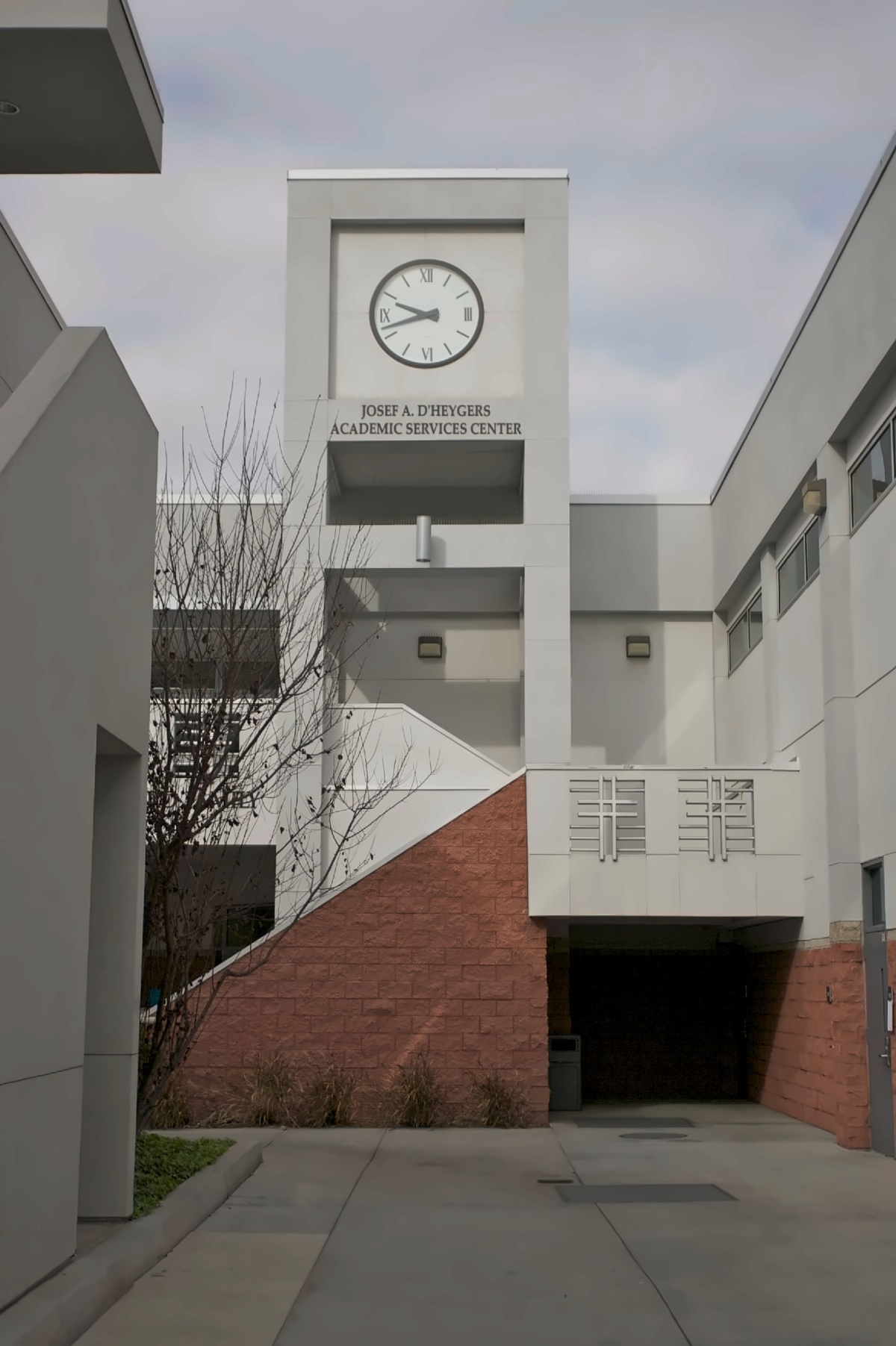 学校周边
