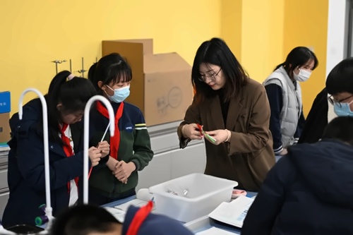 湖州帕丁顿双语学校蔡老师课堂