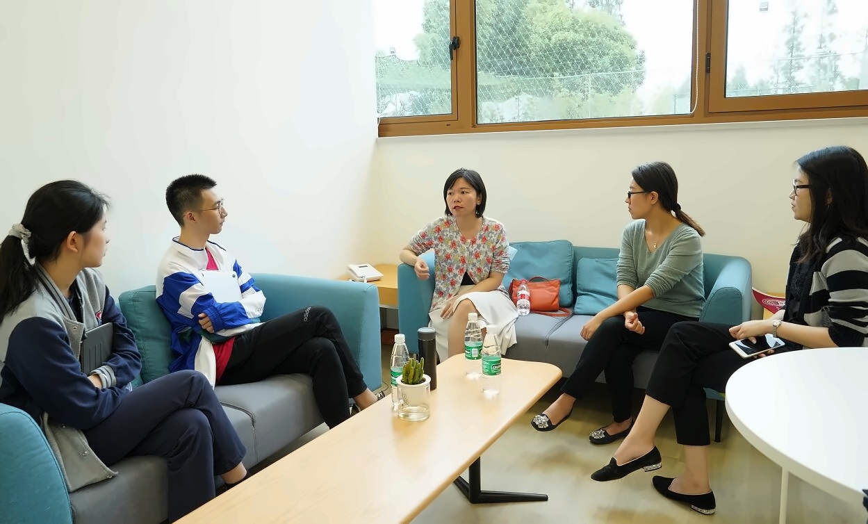 申请MSU的学生与招生官交流现场.jpg