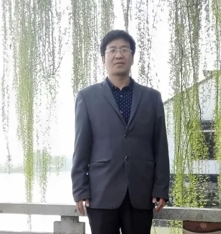 王腾.jpg