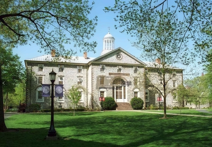 阿尔伯塔大学.jpg