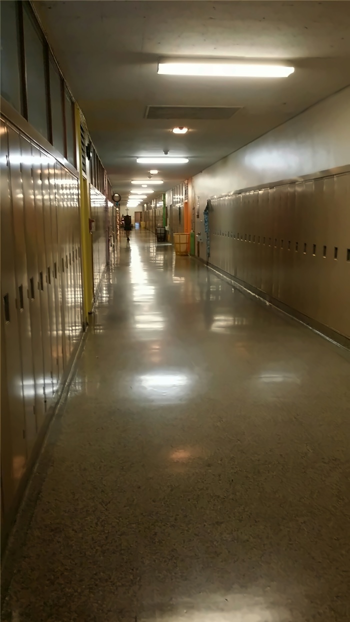 学校官方图片