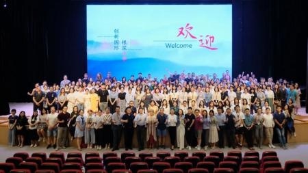 “国际文凭课程教师培训”在无锡海归子女学校举办.jpg