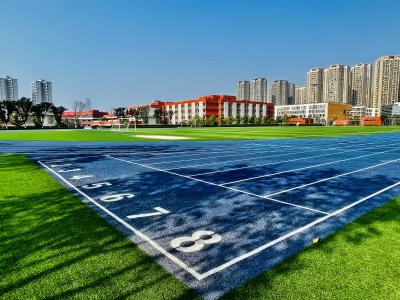 天府中学融合创新高中部操场