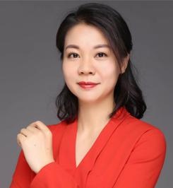 杨 迎