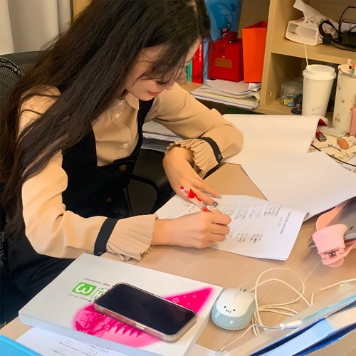 张家港梁丰高级中学国际学院批阅