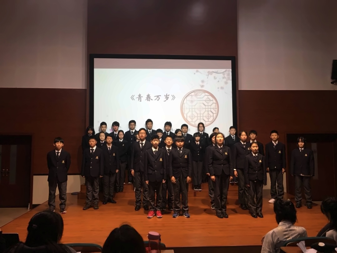 青春赞歌《青春万岁》.jpg