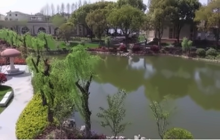 昆山美华学校校园环境.jpg