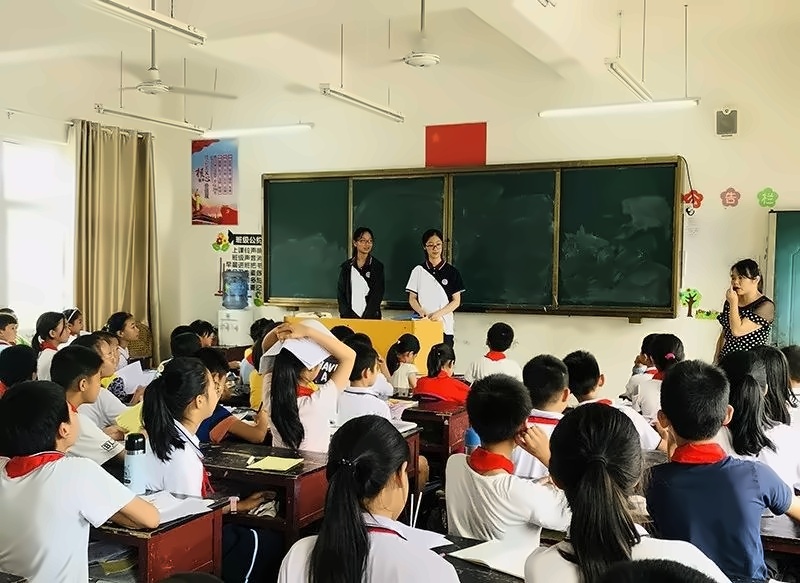 光华剑桥支教活动.jpg