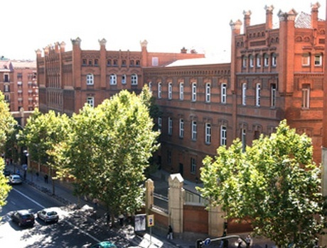 卡米亚斯大主教大学
