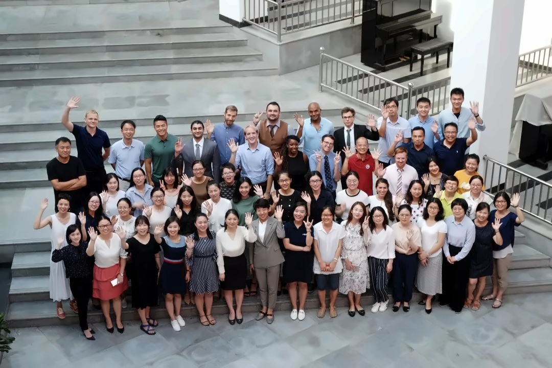 美国诺科学校上海分校老师合影.jpg
