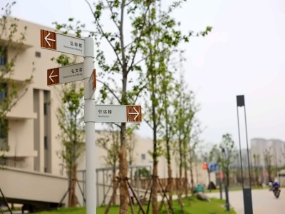 江苏省靖江高级中学校园环境